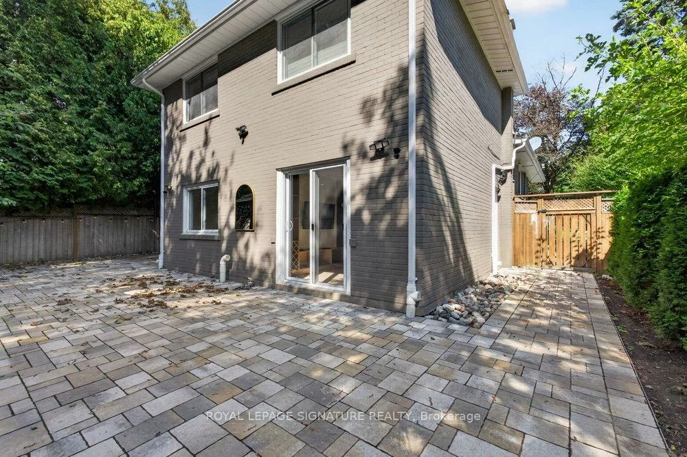 242, Altamira, Mill Pond, Richmond Hill