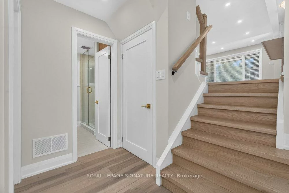 242, Altamira, Mill Pond, Richmond Hill