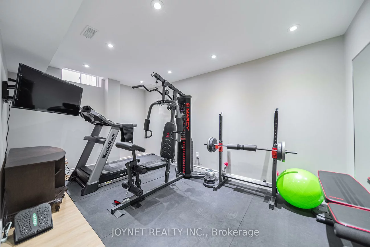 36, Newbridge, Oak Ridges, Richmond Hill
