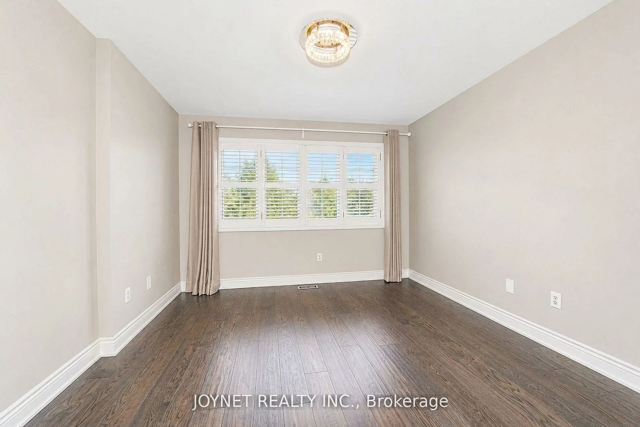36, Newbridge, Oak Ridges, Richmond Hill