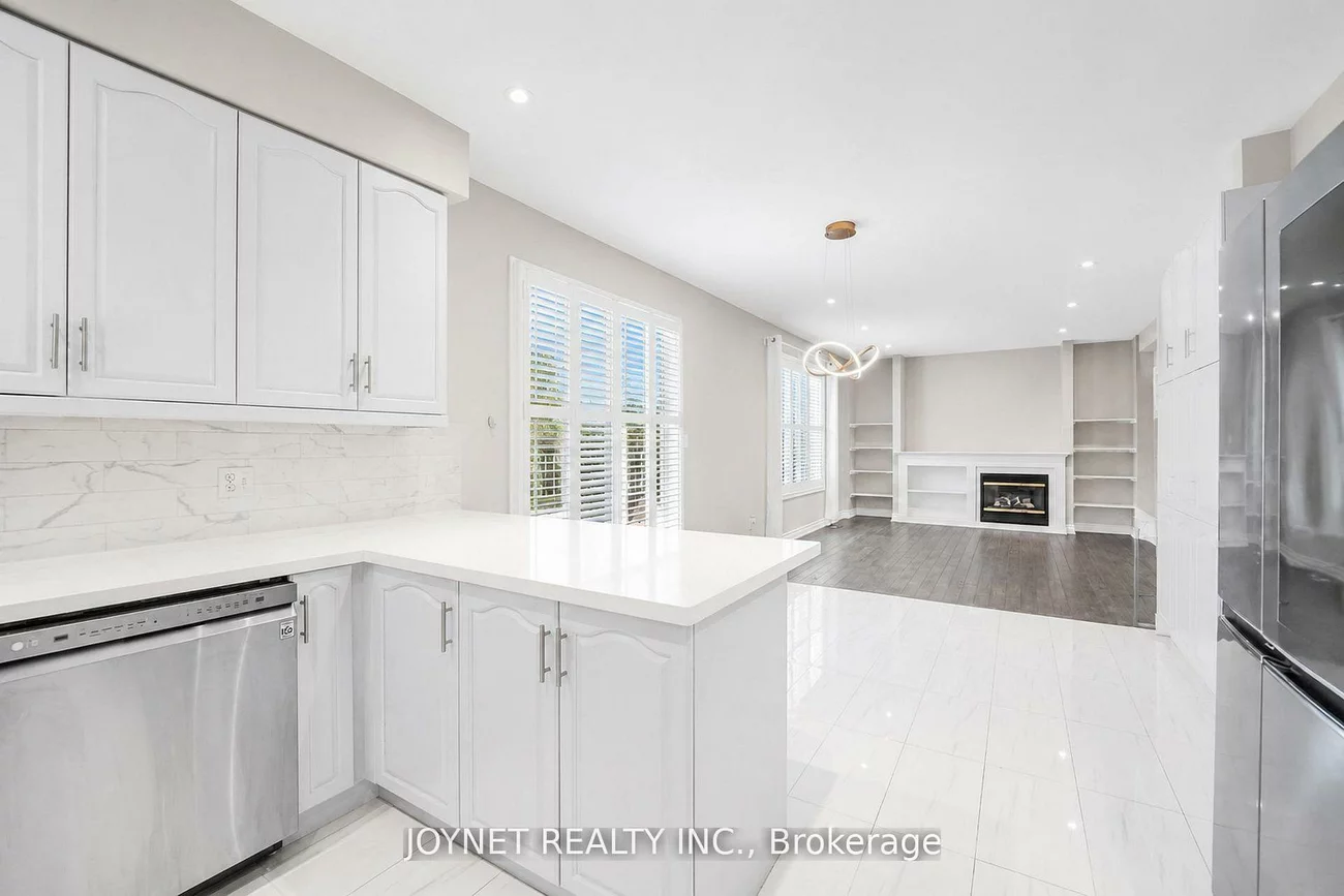 36, Newbridge, Oak Ridges, Richmond Hill