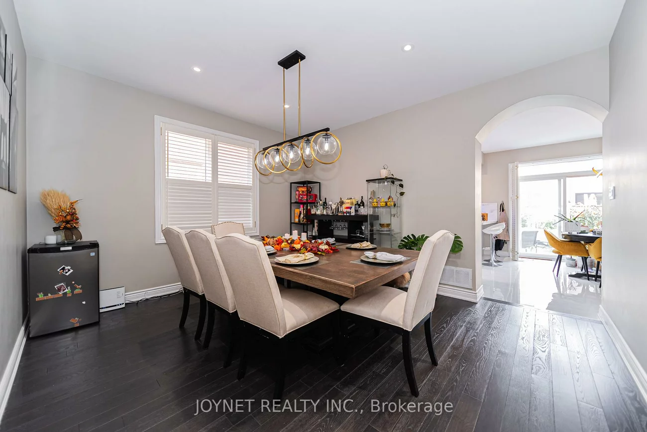 36, Newbridge, Oak Ridges, Richmond Hill