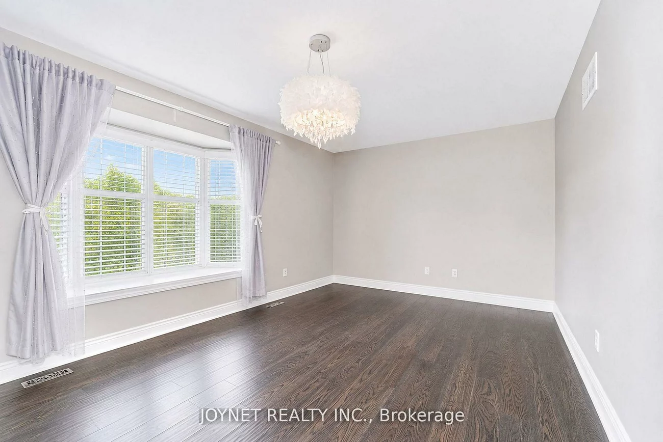 36, Newbridge, Oak Ridges, Richmond Hill