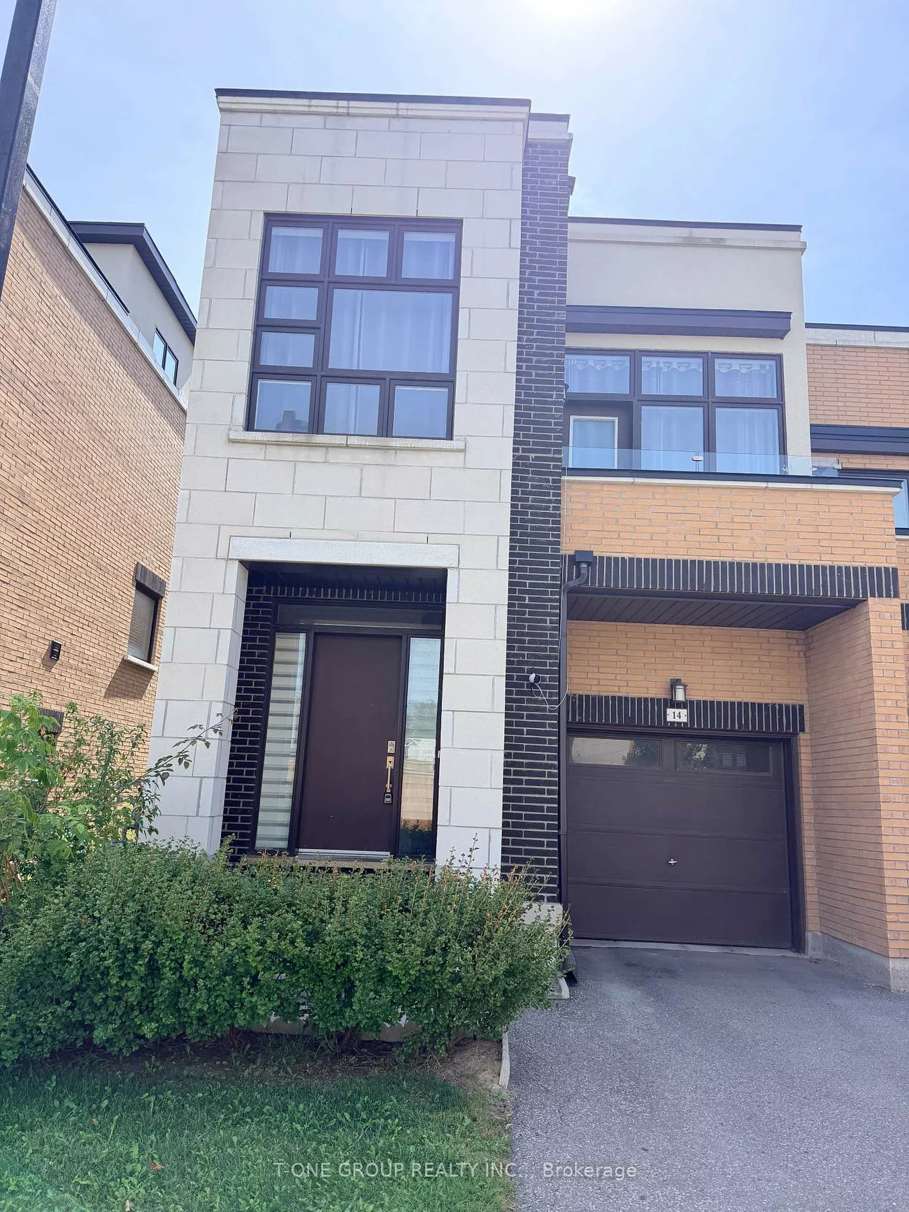 14, Causland, Devonsleigh, Richmond Hill