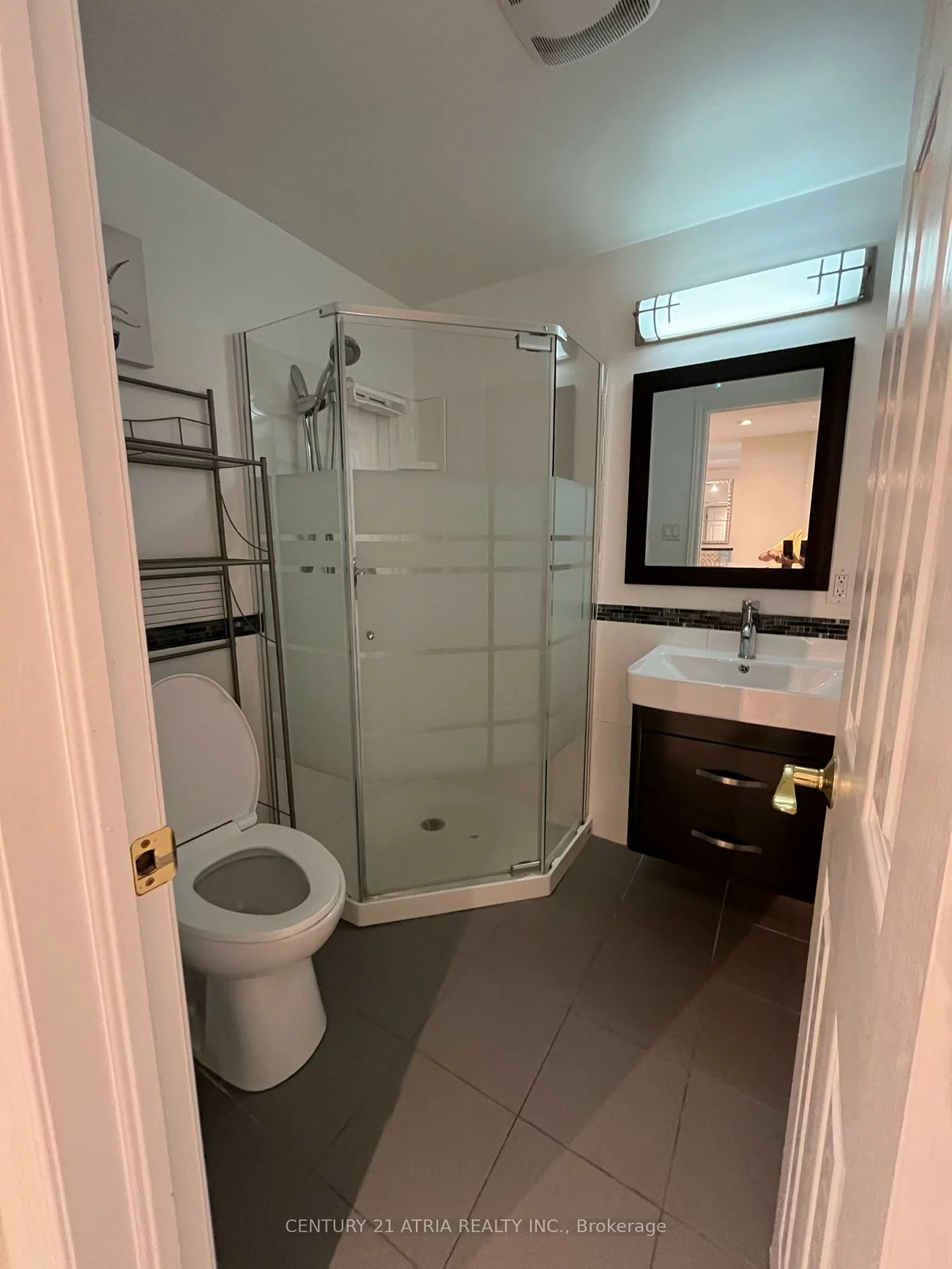 69, Loredana, Langstaff, Richmond Hill