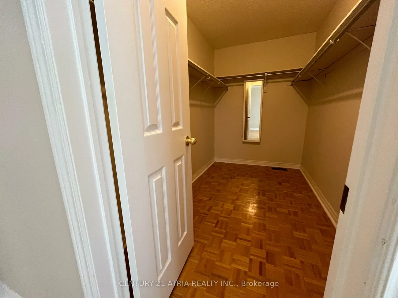 69, Loredana, Langstaff, Richmond Hill