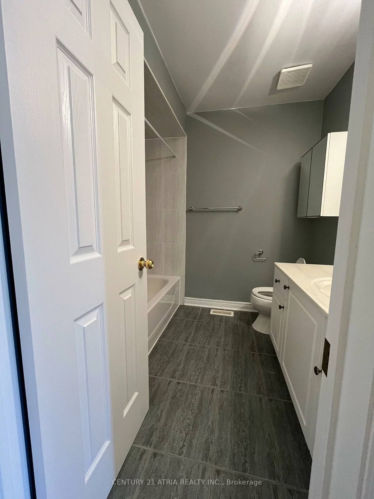 69, Loredana, Langstaff, Richmond Hill