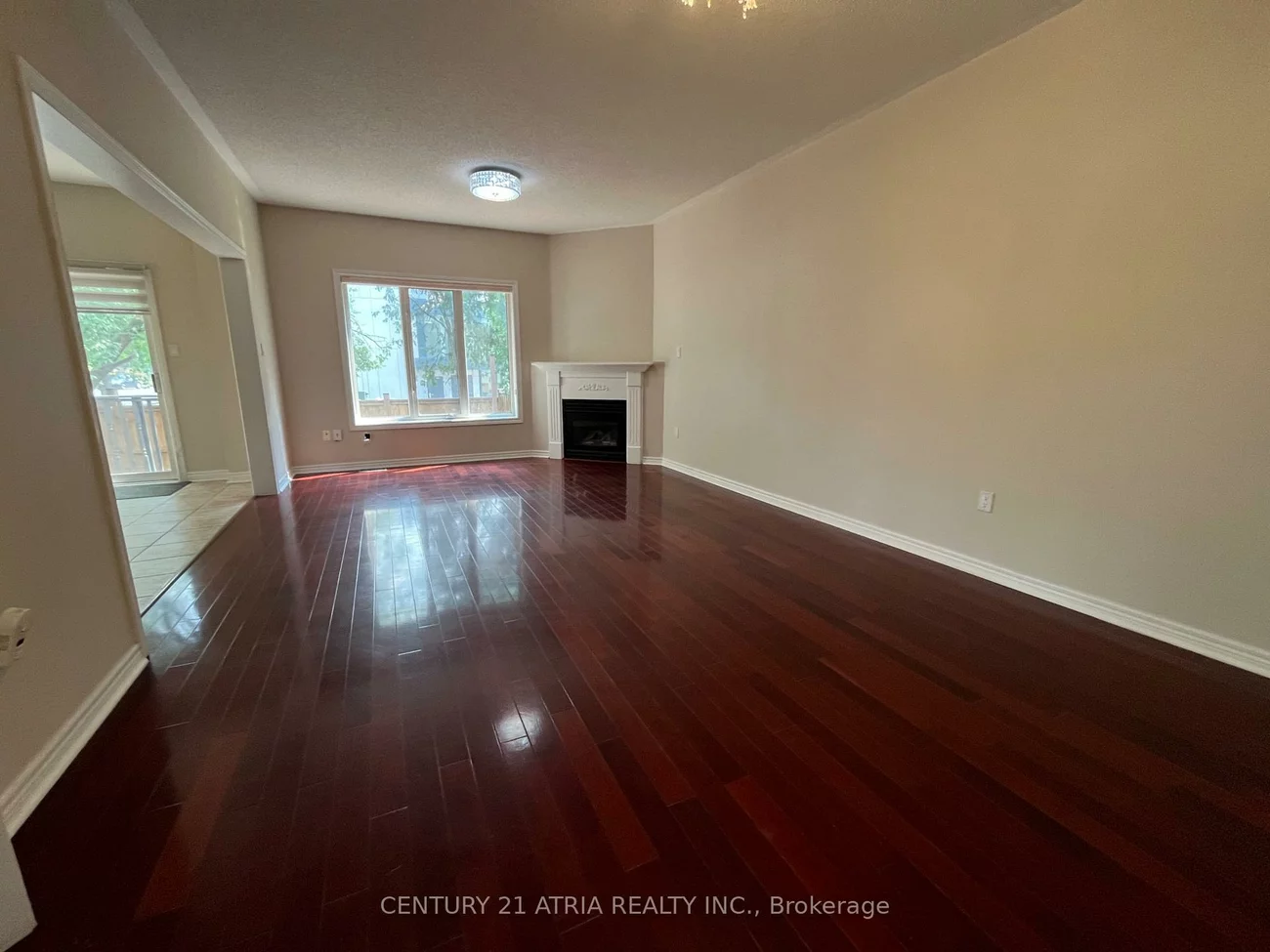 69, Loredana, Langstaff, Richmond Hill