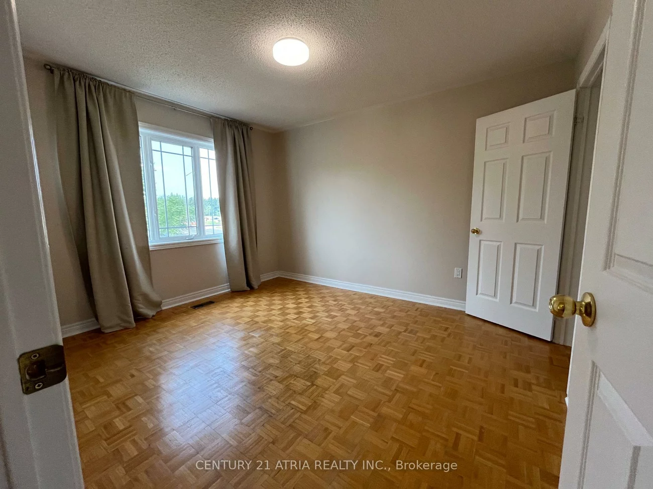69, Loredana, Langstaff, Richmond Hill