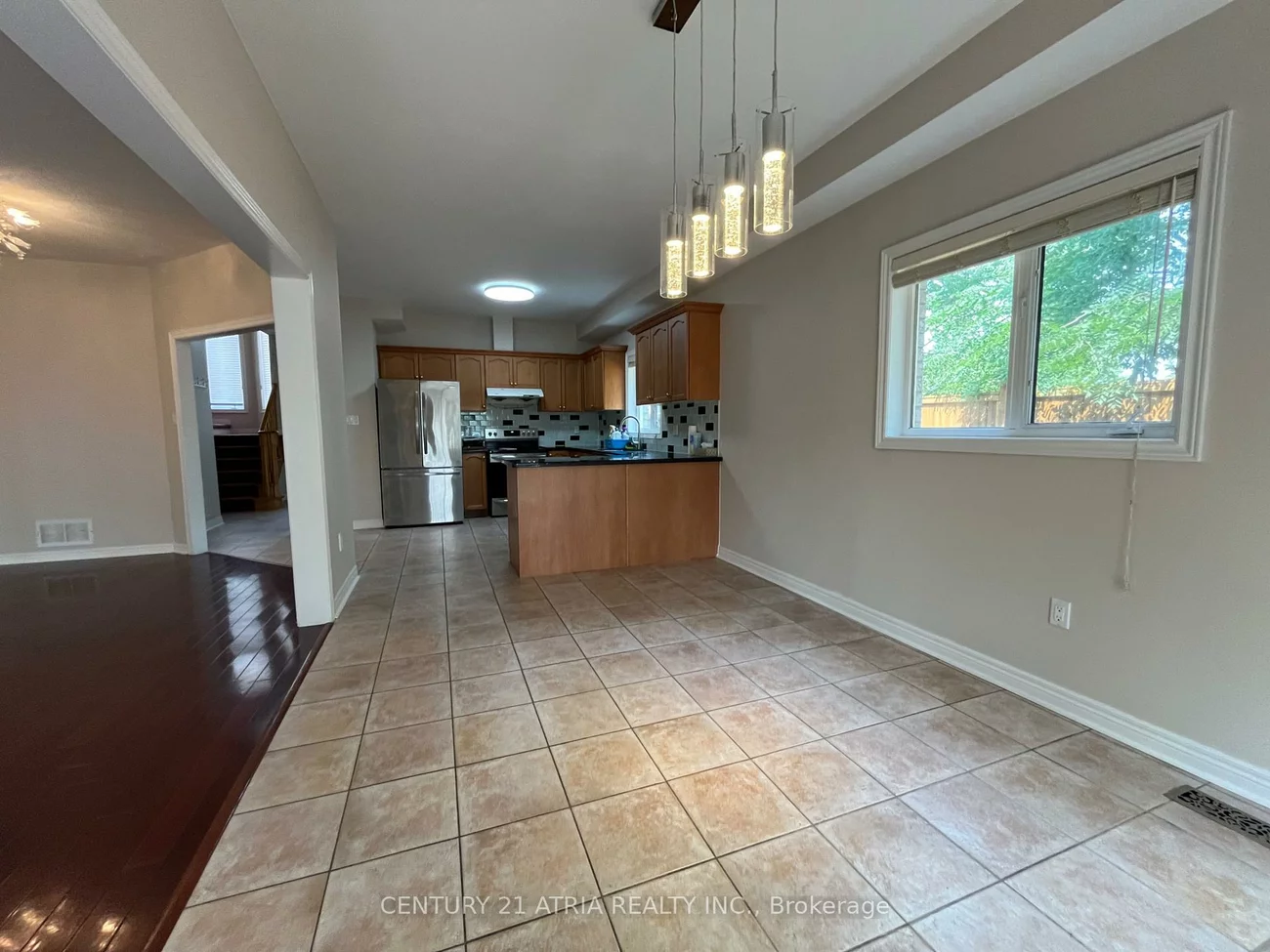 69, Loredana, Langstaff, Richmond Hill