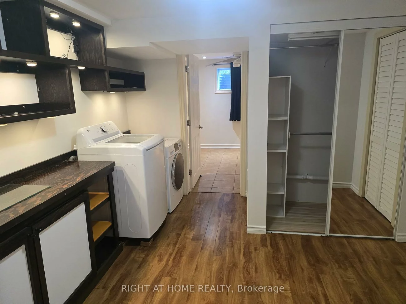 20, Lippincott, North Richvale, Richmond Hill