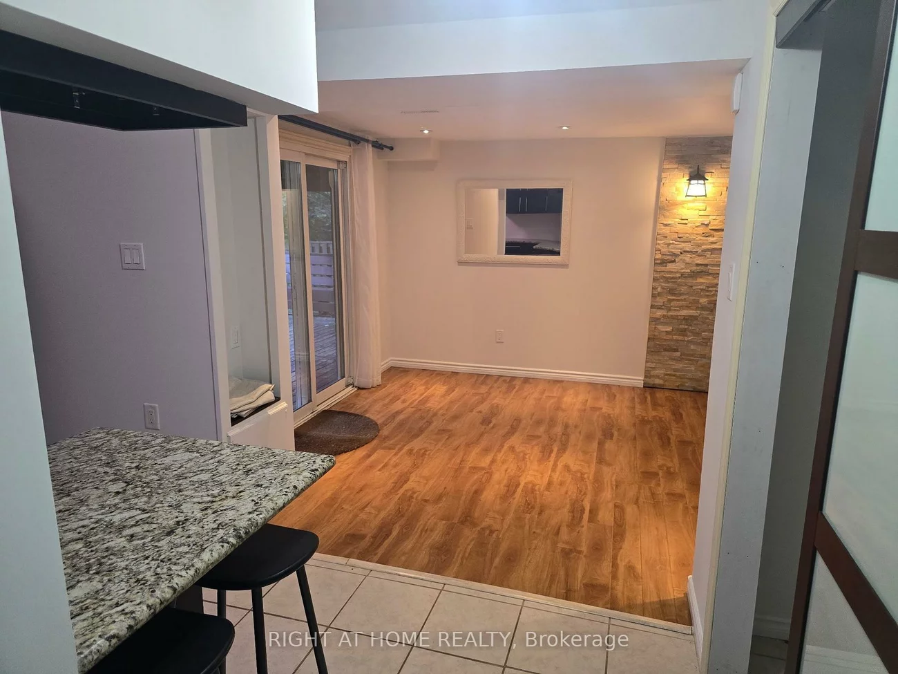 20, Lippincott, North Richvale, Richmond Hill