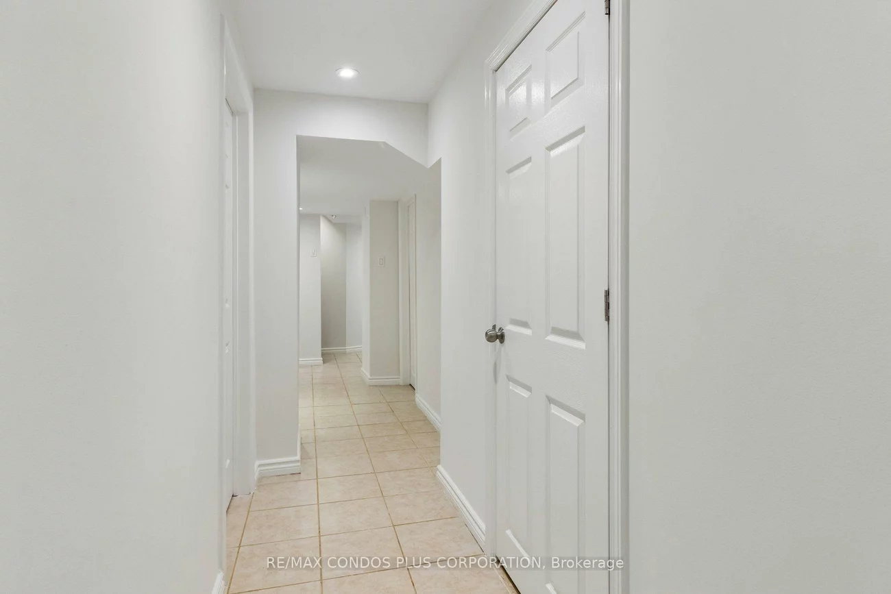 41, Maroon, Oak Ridges Lake Wilcox, Richmond Hill
