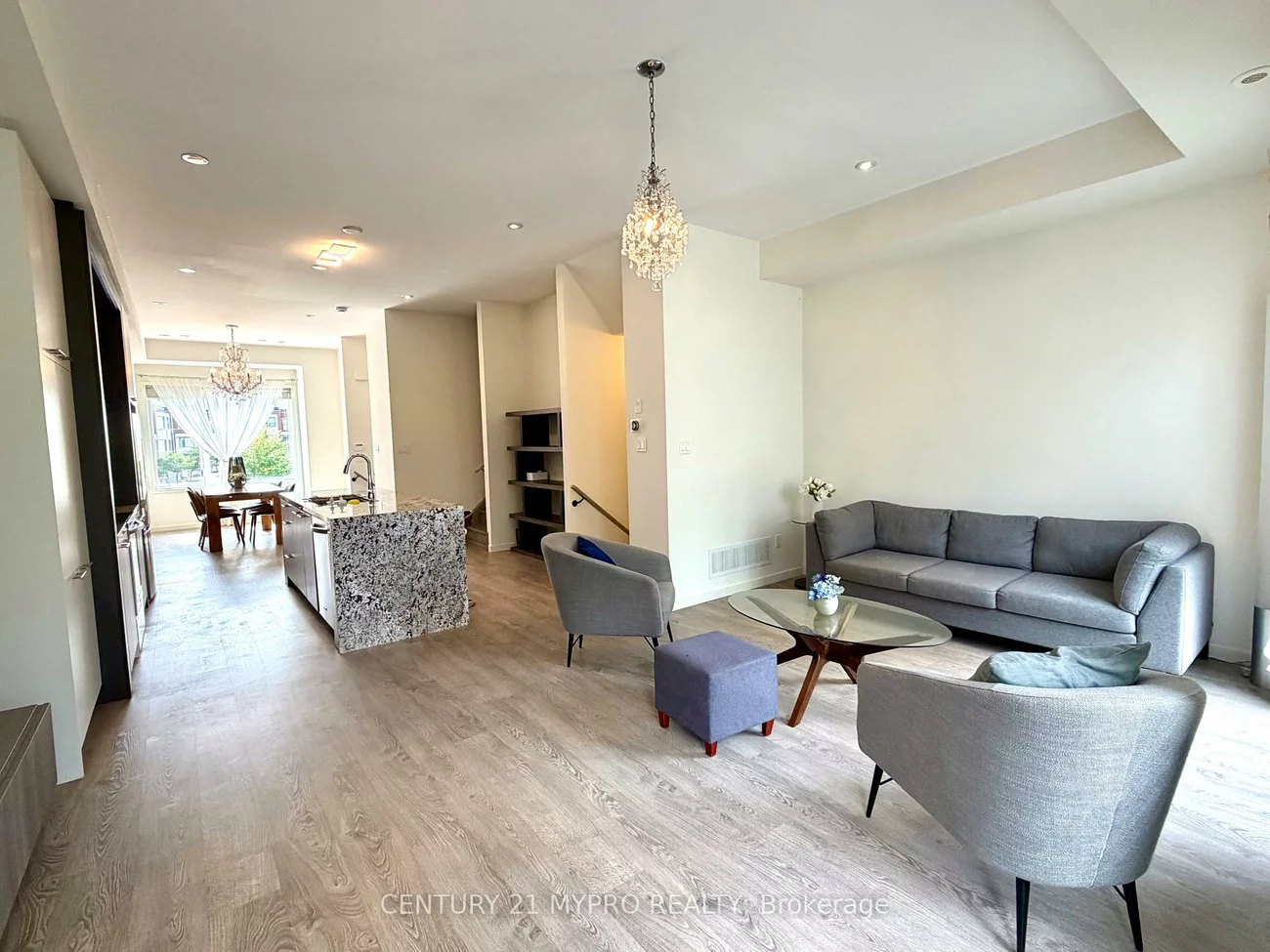 56, Genuine, Doncrest, Richmond Hill