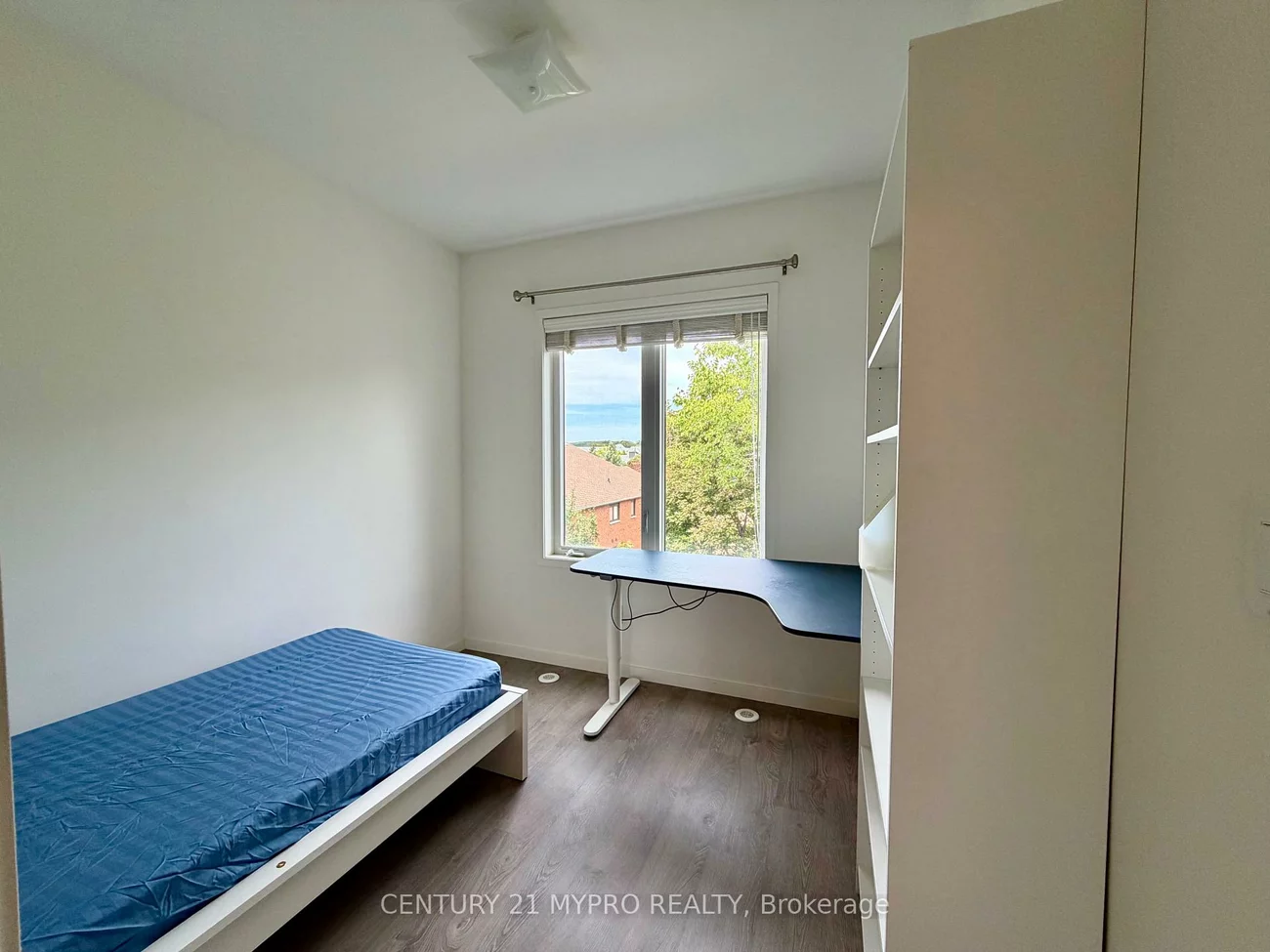 56, Genuine, Doncrest, Richmond Hill
