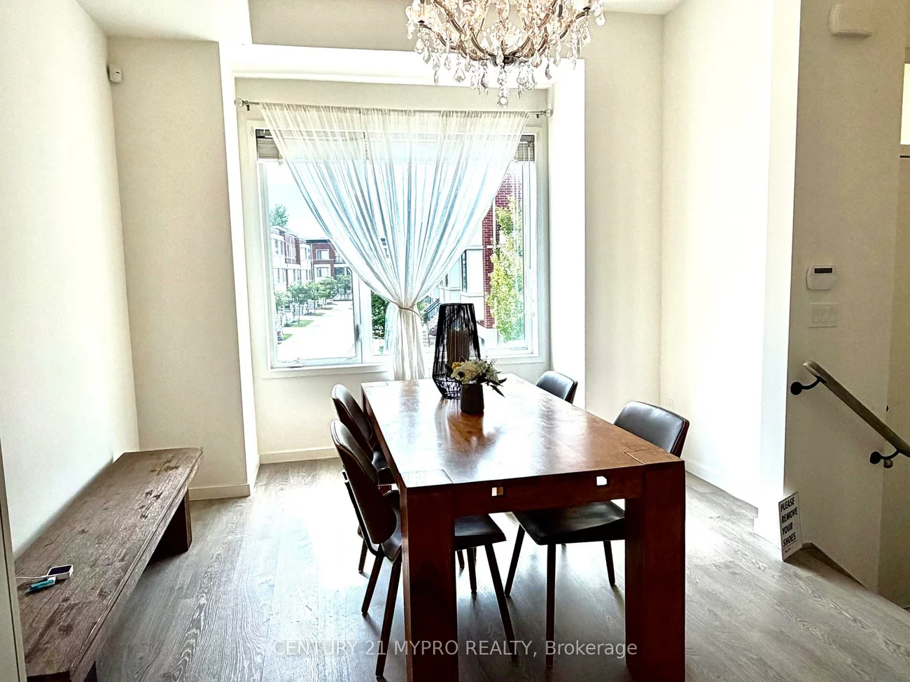 56, Genuine, Doncrest, Richmond Hill