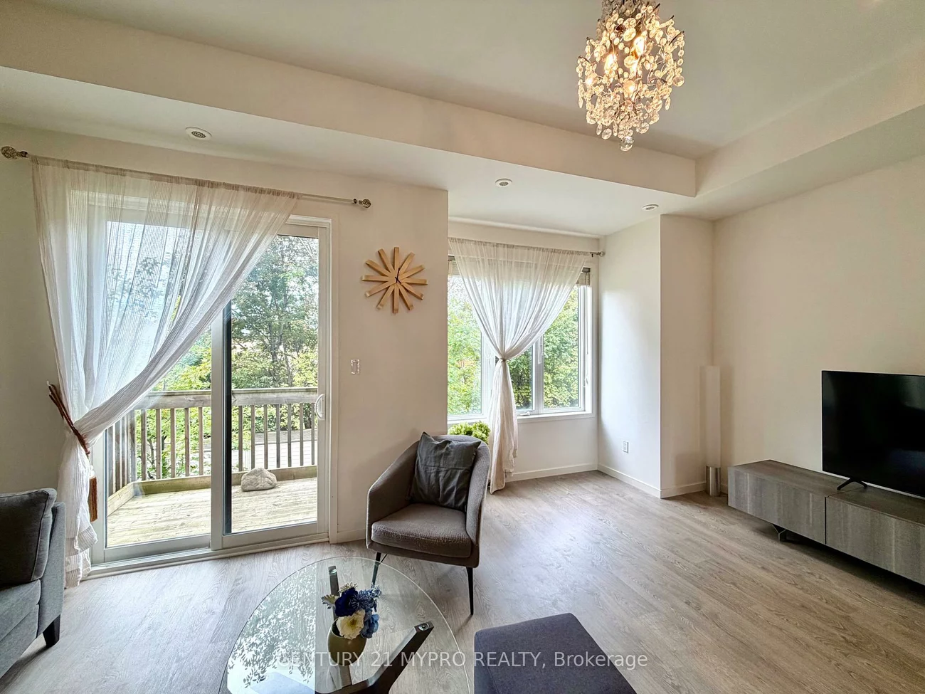 56, Genuine, Doncrest, Richmond Hill