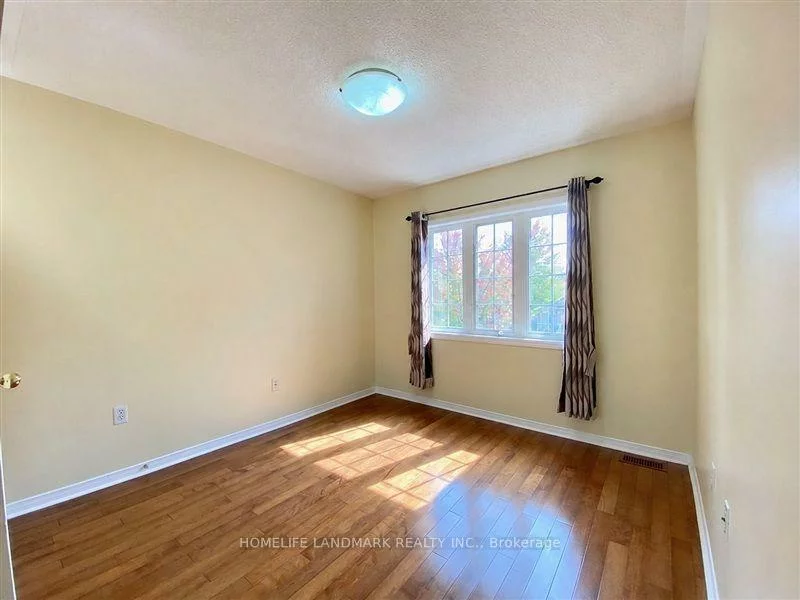 28, Silver Linden, Langstaff, Richmond Hill