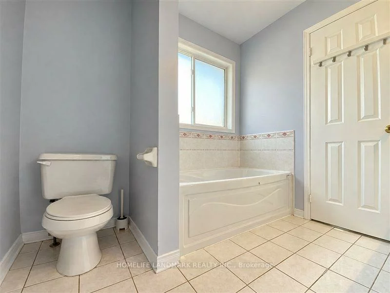 28, Silver Linden, Langstaff, Richmond Hill