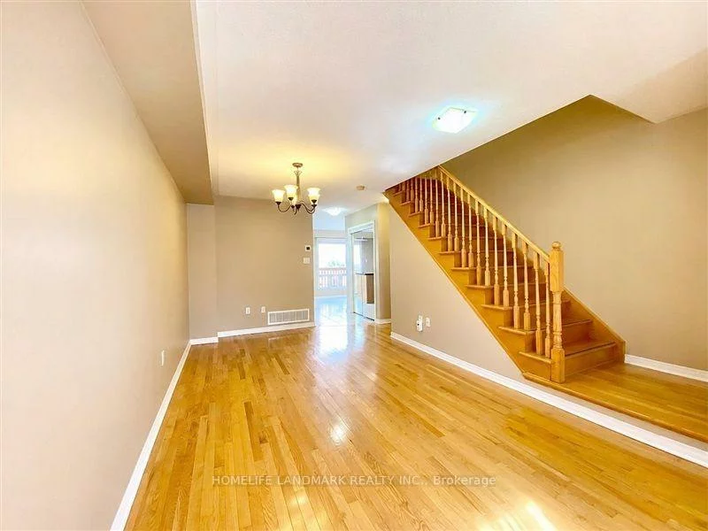 28, Silver Linden, Langstaff, Richmond Hill