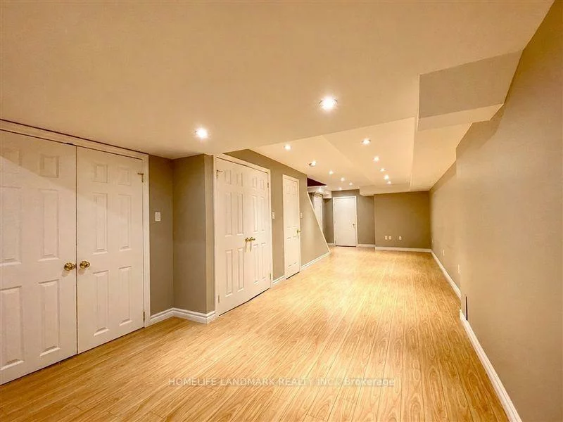 28, Silver Linden, Langstaff, Richmond Hill