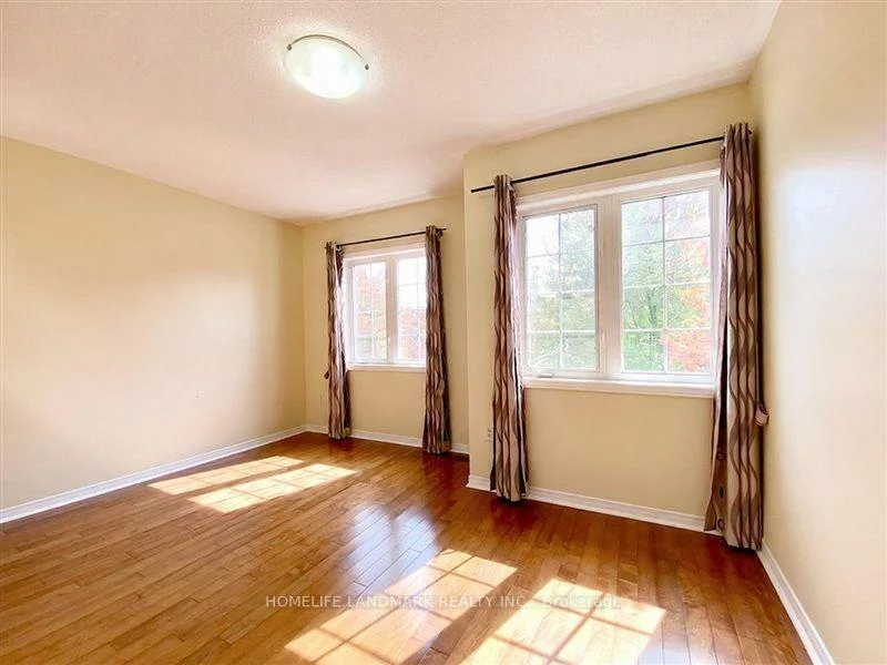 28, Silver Linden, Langstaff, Richmond Hill