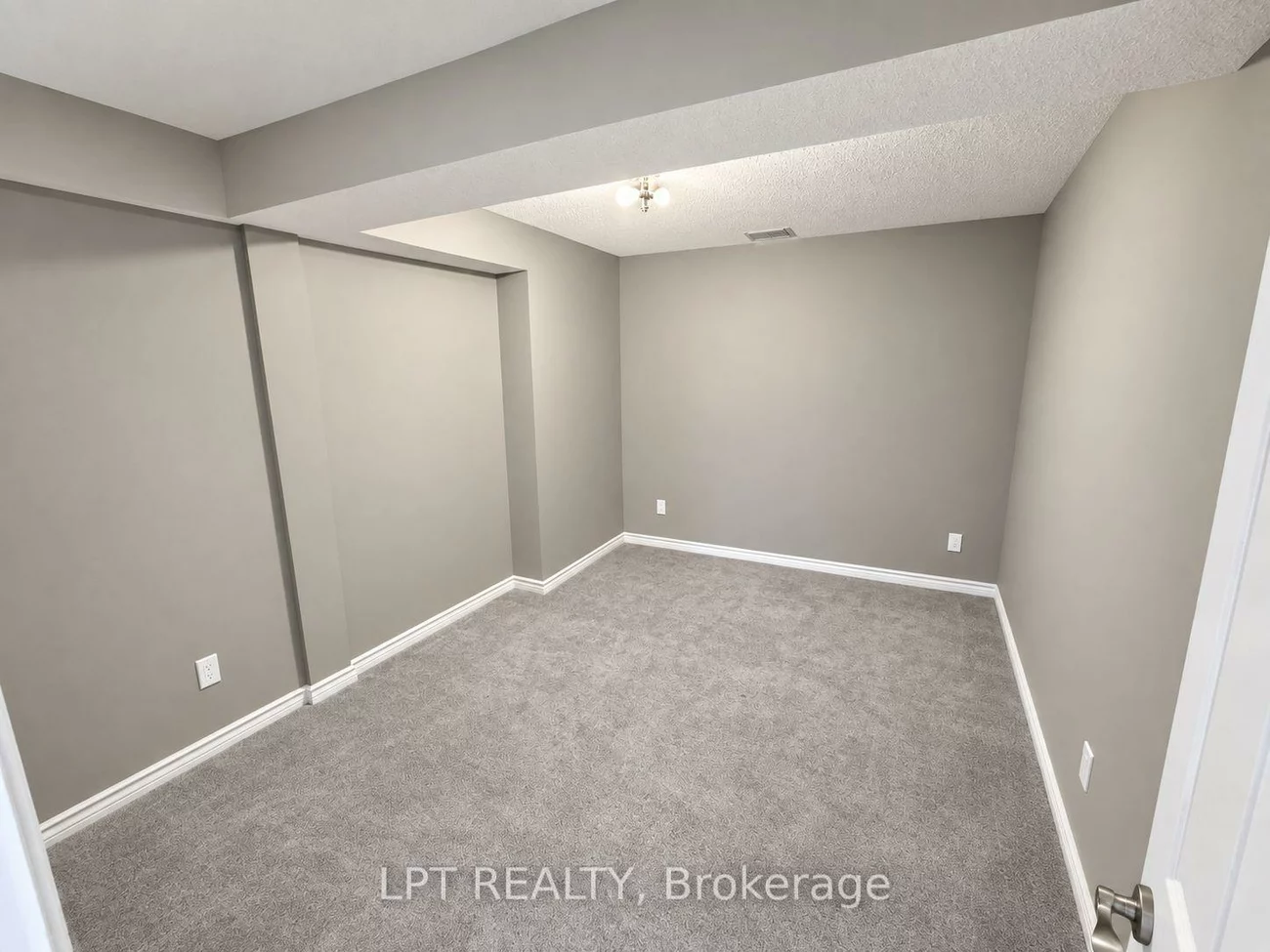 37, Laser, Doncrest, Richmond Hill