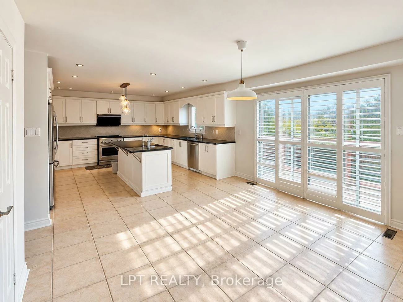 37, Laser, Doncrest, Richmond Hill