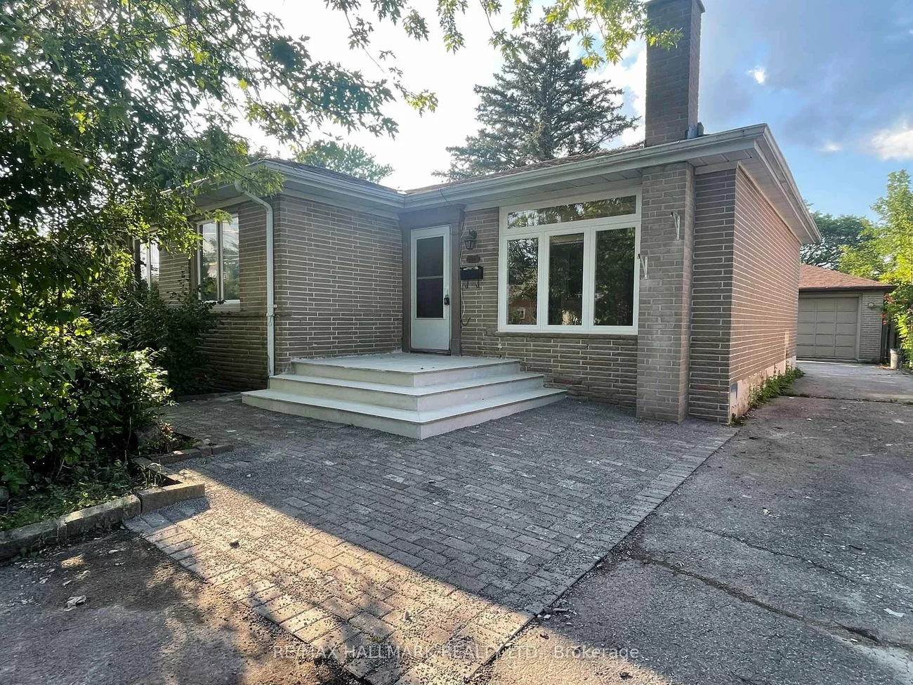 116, Cartier, Crosby, Richmond Hill