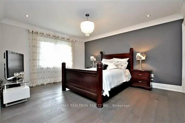 57, Oxford, Mill Pond, Richmond Hill