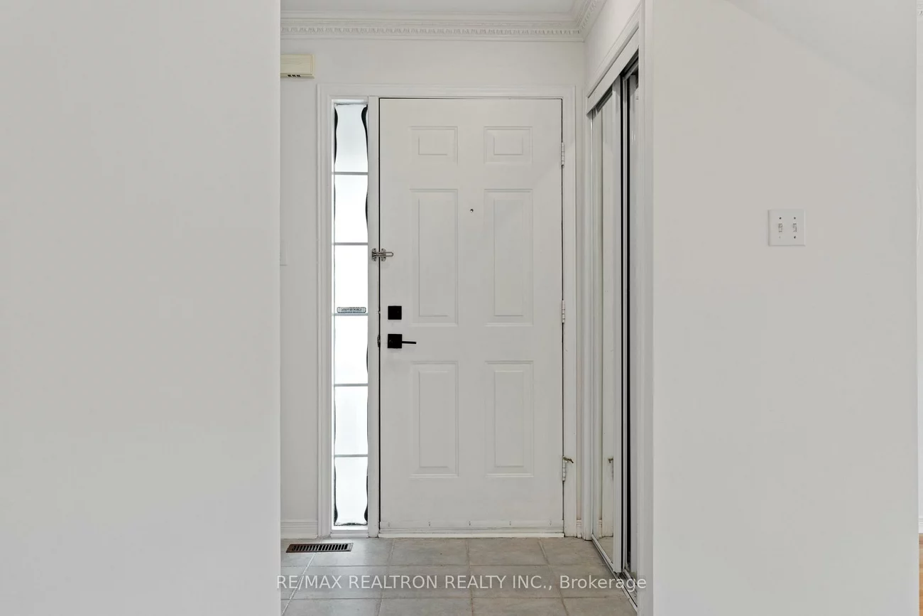 55, Grassland, Langstaff, Richmond Hill