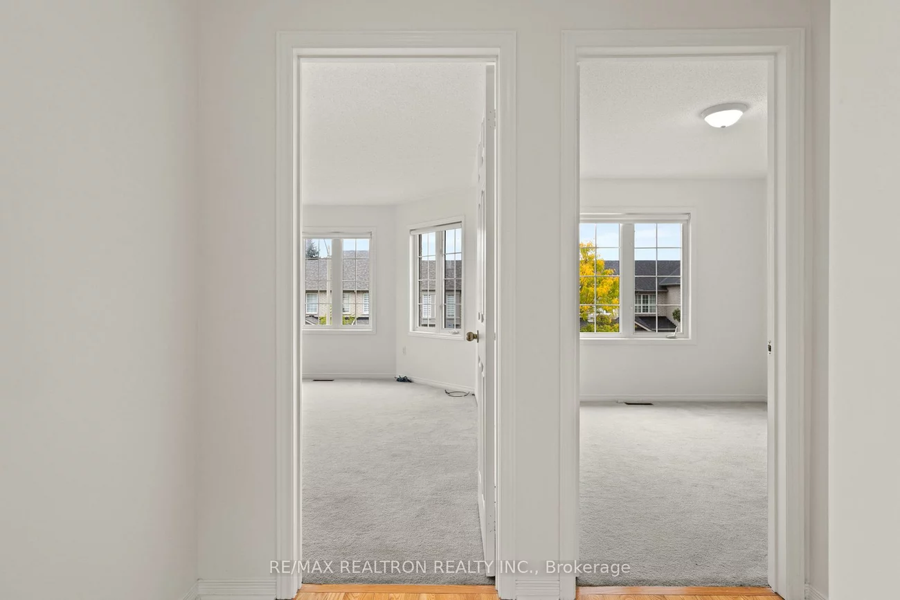 55, Grassland, Langstaff, Richmond Hill