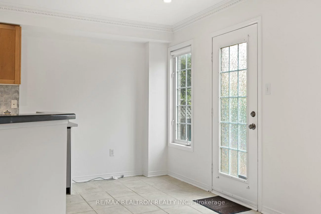 55, Grassland, Langstaff, Richmond Hill