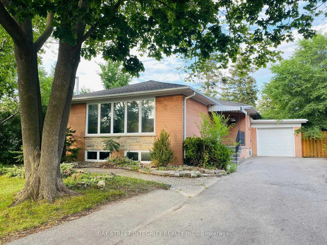 207, Maple, Harding, Richmond Hill