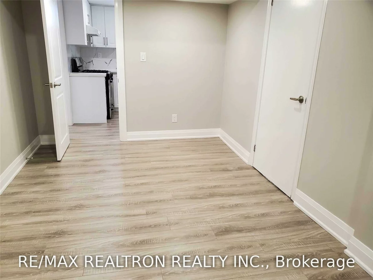 6, Lilley, North Richvale, Richmond Hill