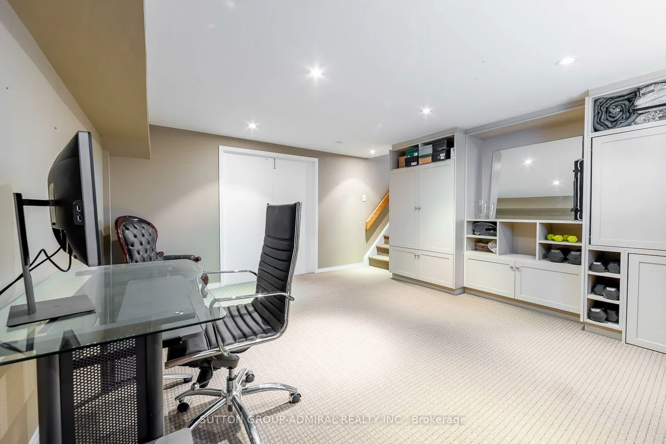 20, Sanderson, North Richvale, Richmond Hill