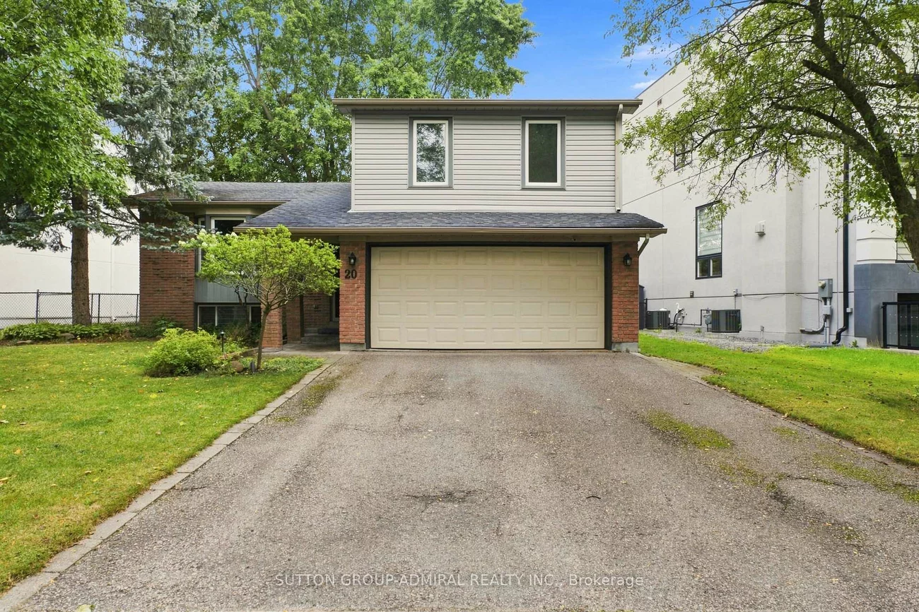 20, Sanderson, North Richvale, Richmond Hill
