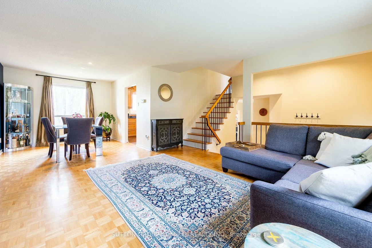 20, Sanderson, North Richvale, Richmond Hill