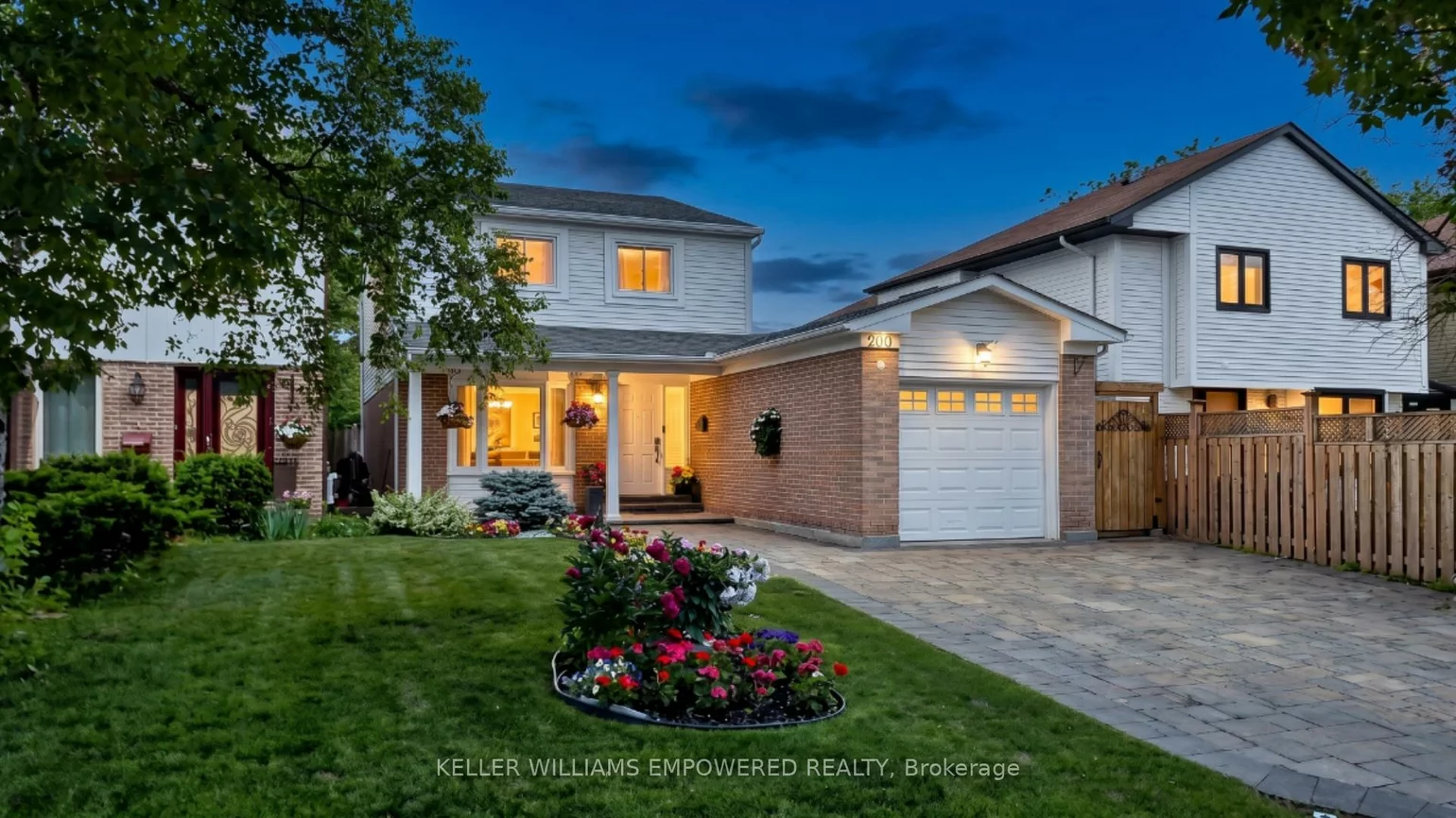 200, Castle Rock, North Richvale, Richmond Hill