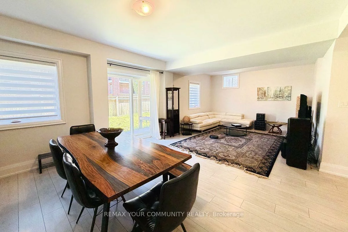 17, Seguin, Oak Ridges, Richmond Hill