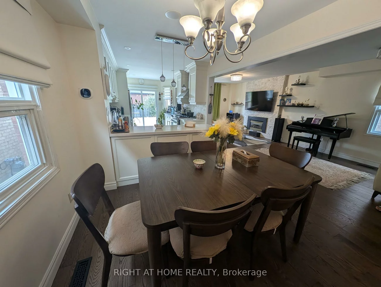 4, Bayel, Devonsleigh, Richmond Hill