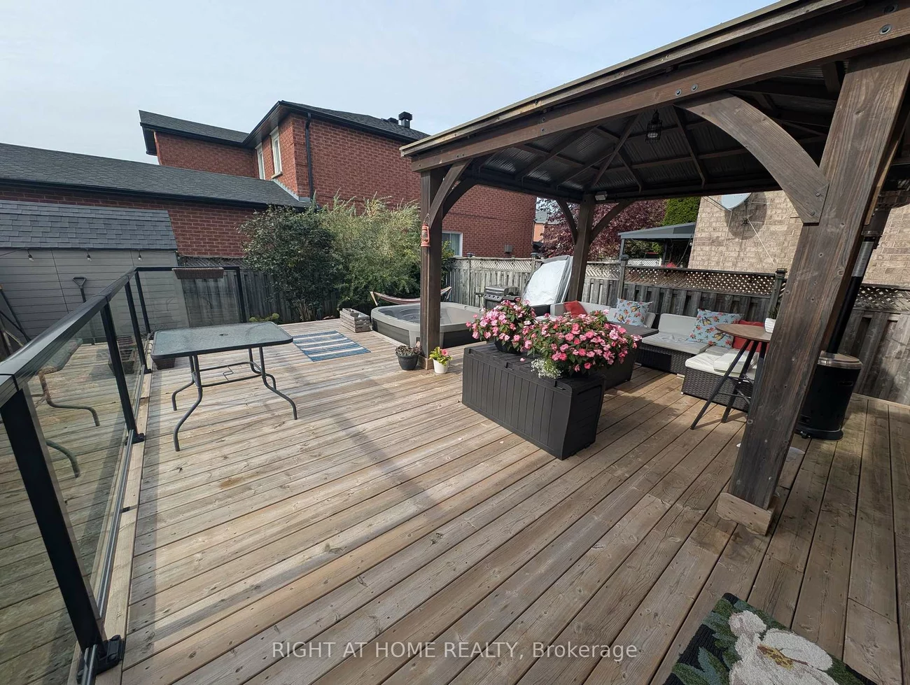 4, Bayel, Devonsleigh, Richmond Hill