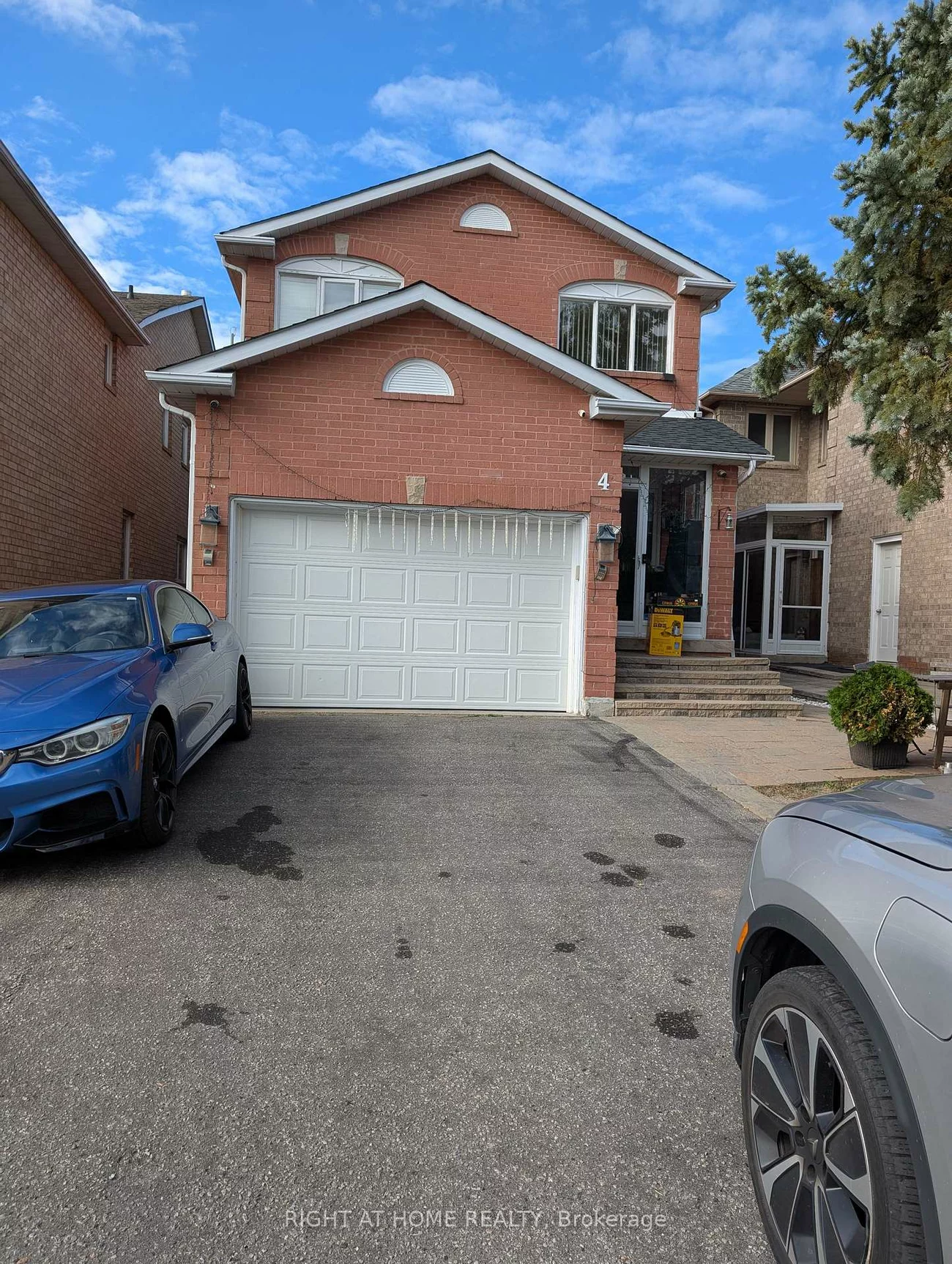 4, Bayel, Devonsleigh, Richmond Hill