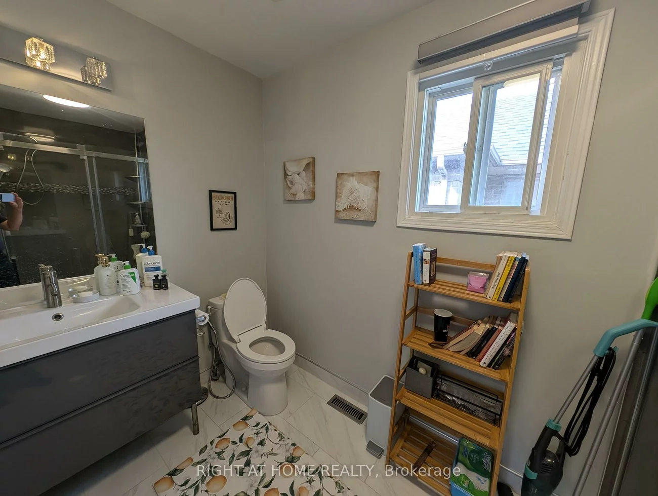 4, Bayel, Devonsleigh, Richmond Hill