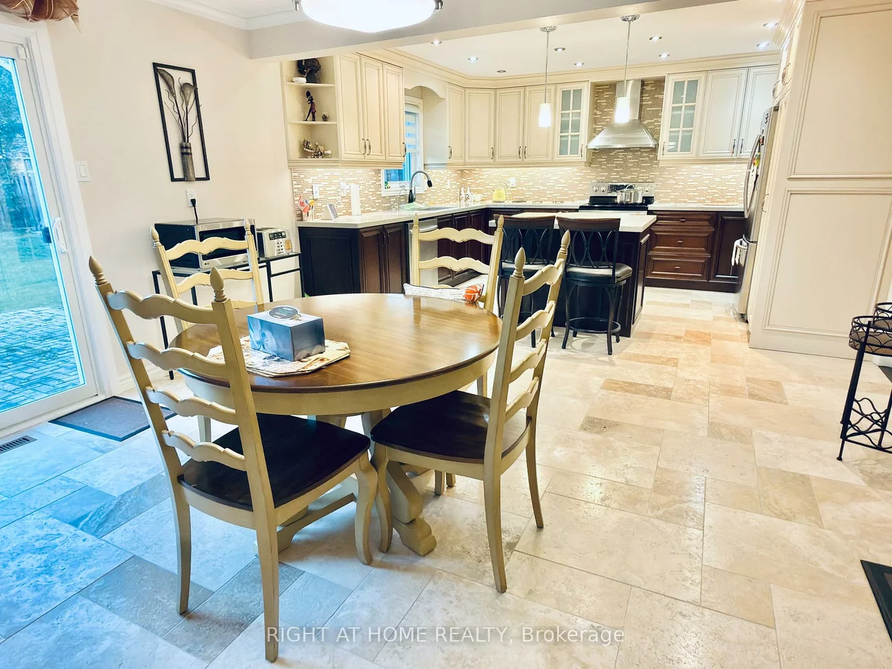 6, Cowles, Mill Pond, Richmond Hill