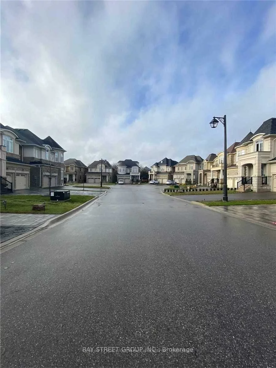 28, Macdonald, Oak Ridges Lake Wilcox, Richmond Hill