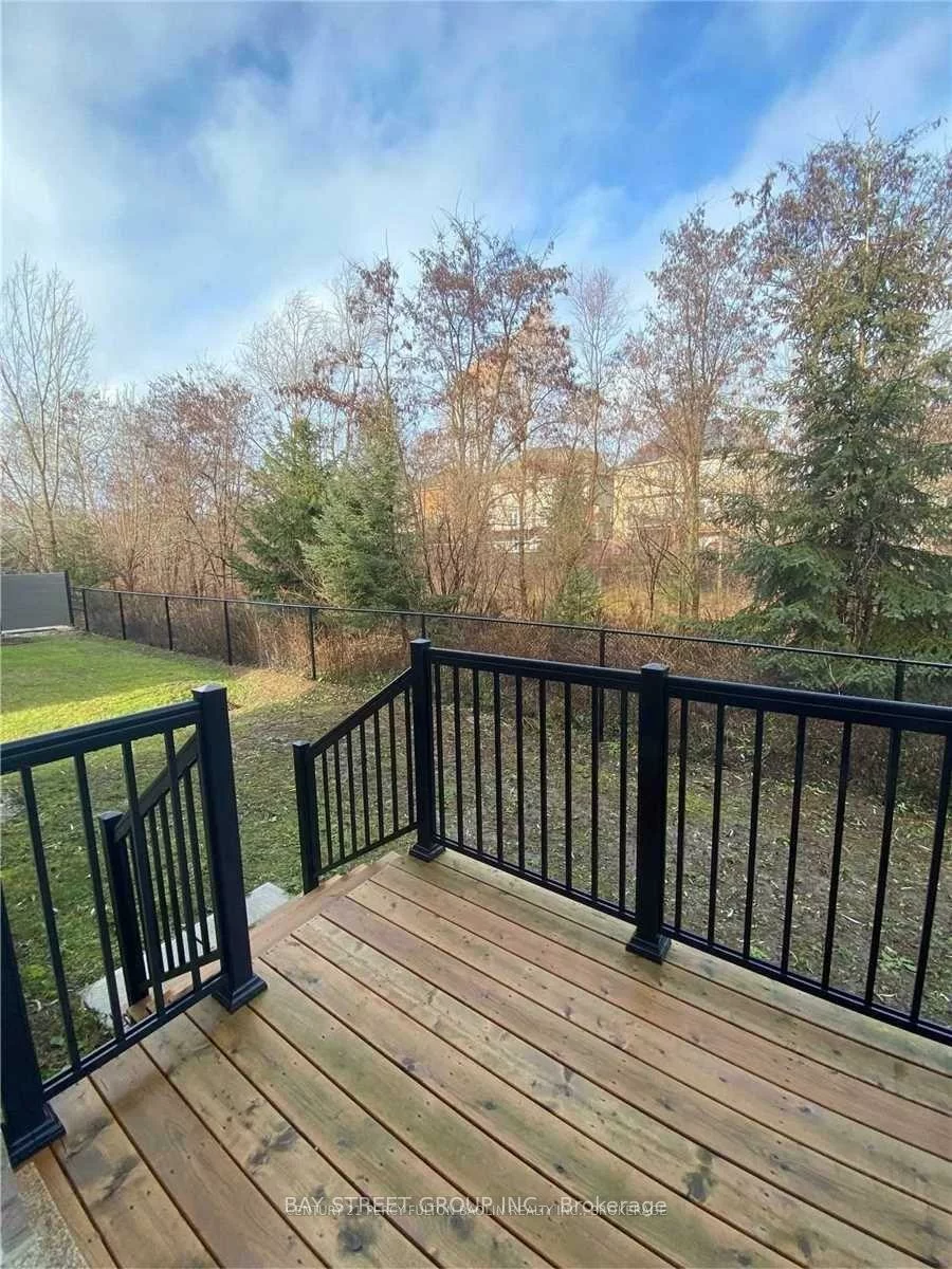28, Macdonald, Oak Ridges Lake Wilcox, Richmond Hill