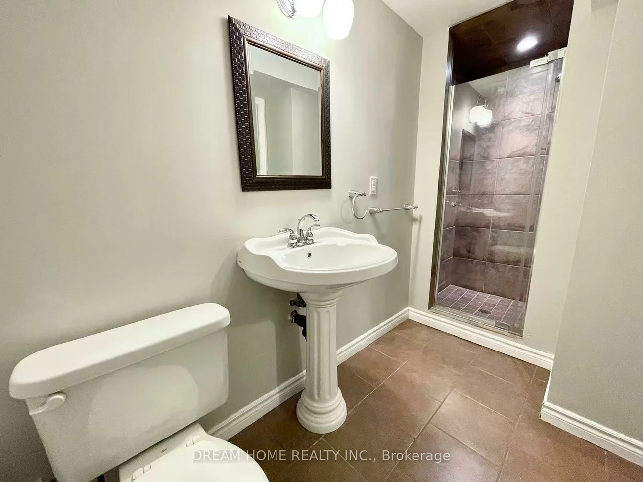 137, Kimono, Rouge Woods, Richmond Hill