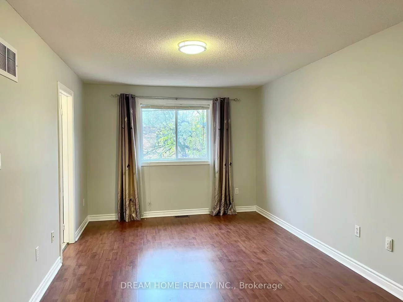 137, Kimono, Rouge Woods, Richmond Hill