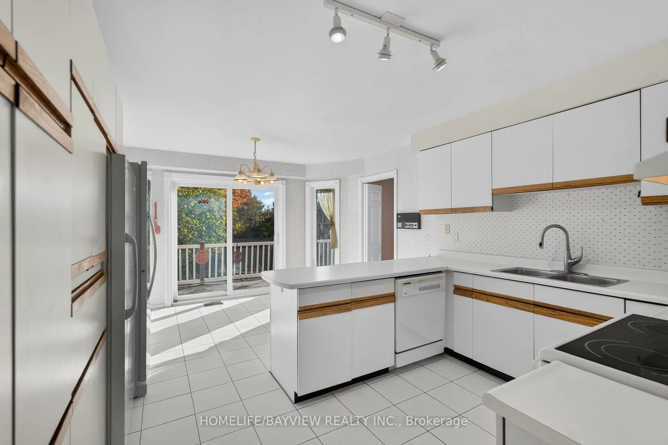183, Old Surrey, South Richvale, Richmond Hill